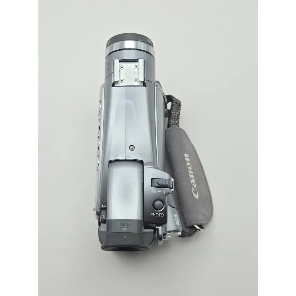 Canon ZR85 MiniDV Digital Camcorder Tested Powers On W/ Charger Memory Card